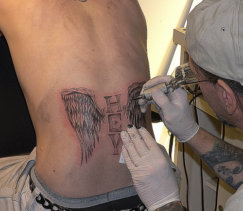 virginiainktatt's profile picture. tattoo artist / body piercer