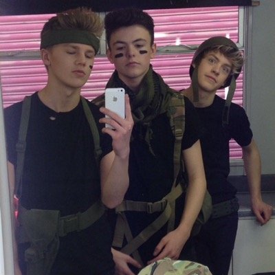 First Irish fan account for British band NewHopeClub // 3/3 + band // March 28th 2016 // New cover!! https://t.co/xMlRkRN5Wr