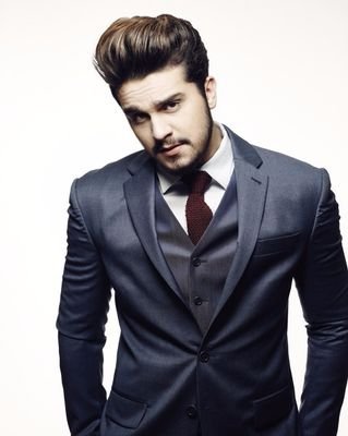 LuaneteExtremo's profile picture. @luansantana 

A vida é muito curta, então não desista dos seus sonhos, pois só quem sonha consegue alcançar! - Luan Santana