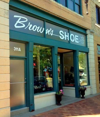brown's shoe fit brands
