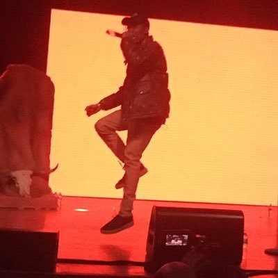thefuturexx's profile picture. A page that's going to appreciate music the way you want it too.