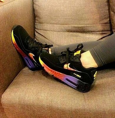 Kami salah satu Toko Online Sepatu Terdepan dan Terpercaya