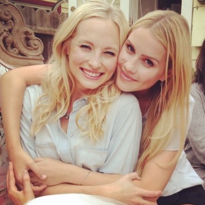 Ash_lynn_Rose's profile picture. America bites...then again so do I.