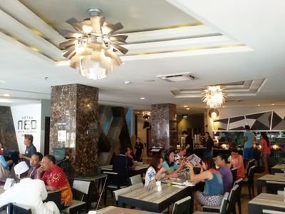 Very strategic location in the heart of Legian & Kuta, only a step away to entertainment and nightlife spots, shops, boutiques, cafés and restaurants.