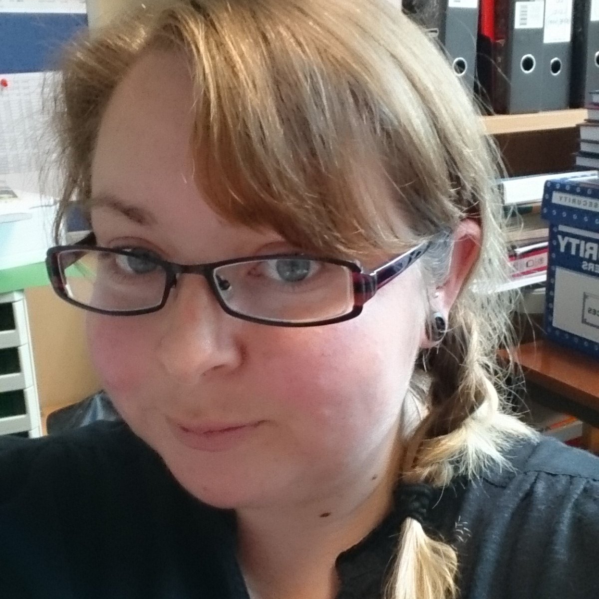 fletcherbug's profile picture. Coveting furry creatures all over the world