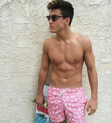 graysonrpgmob's profile picture. i don't care babe.