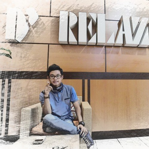 wekykurnia's profile picture. Jalani Hidup Ini Dengan Penuh Senyuman SEMANGAT:)