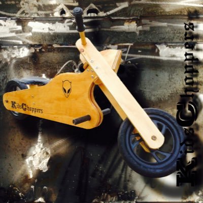 Chile, Bicicletas de madera modelo Chopper para niños entre 2 a 5 años.