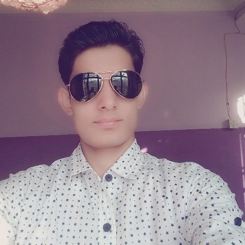हरेक शब्दको अर्थ हुन्छ ,हरेक अर्थमा तर्क हुन्छ ,सब्ले भन्नछन म हास्छु भनेर तर सबैलाई थाहा छ हास्ने मान्छेको मन श्रभित्र पनि दर्द हुन्छ भनेर...