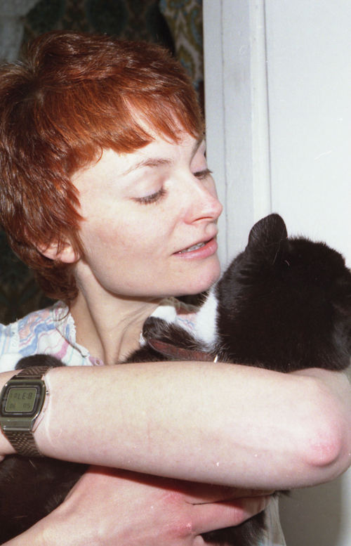 Black_Cats_Foll's profile picture. Slightly barmy cross-eyed woman