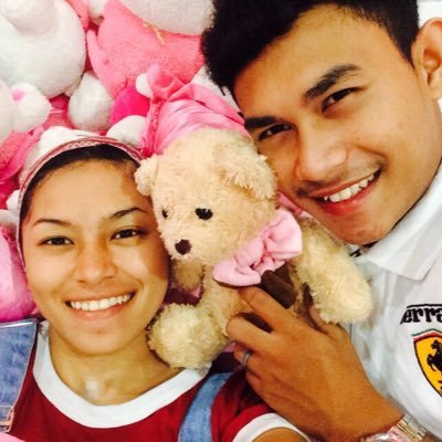 ptFYgylSYVsIr4o's profile picture. 