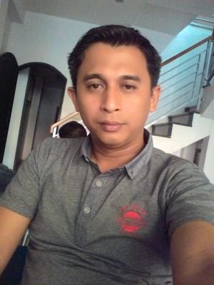 HusainHasym's profile picture. 