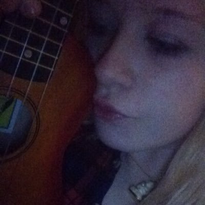Red/yellow pepper. Songwriter/Singer ~ Member of the Swedish band Stuped. Instagram: _N.E.M.O.X.X_
