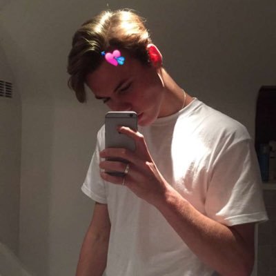 loganrpgedv's profile picture. nn jss pas jaloux .