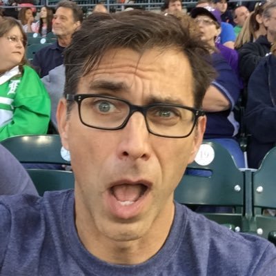 01forward01's profile picture. 