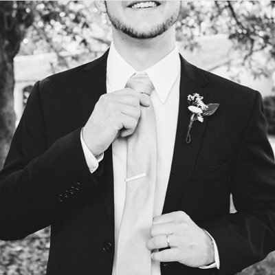 Craigward_strum's profile picture. I like halo, horror movies and theology. “I trace my image way back to the beginning”