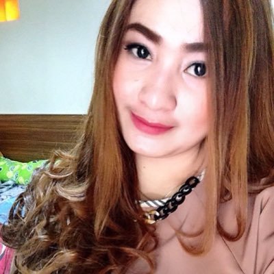 i'm girl | 23 june 1995 | SUKABUMI | CANCER | school YUPPENTEK | modelling | shopping | my future STEWARDESS | Working in BLUE SKY EXCECUTIVE LOUNGE | TnT