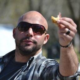 ChechoBuda's profile picture. Placeres: Parrillones - cocinar afuera - viajar.  Fotógrafo, productor y Director Audiovisual de @SonidoGremial, creo?