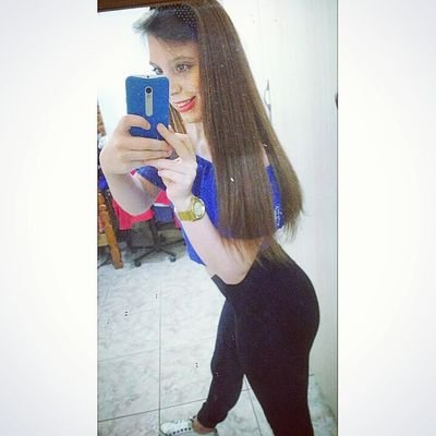 City: sbc- sp Faculdade: Educação física
Solteira ✌ 19 anos Instagram: CAAH_MODA