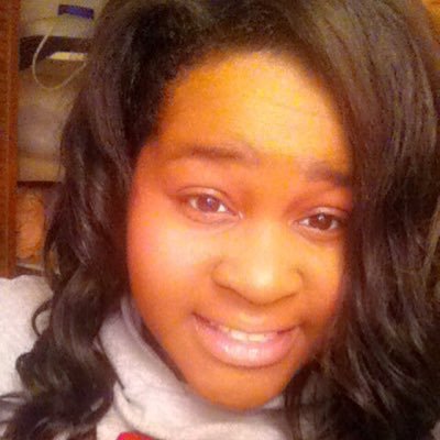 Lee • Me • C • Yuh - LeeMessiya WCHS WILDCATS C/O 2017 Pine Bluff , AR 870 amos @uniquelymeme ' June 30 ,1999 ' 16 Years Young