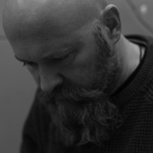 Director of https://t.co/eEtWUYikDI, software dev studio. Crap surfer. Therapeutic gardener. Needs salt water and plenty of air.