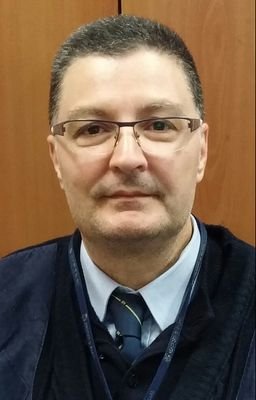 Editore e proprietario di Varese Press e https://t.co/gDjudIH2pL, instancabile, impegnato nella tutela dei diritti e verità
laurea in comunicazione