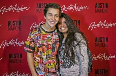 Please rt this link https://t.co/7Q4CPDTseh… and tweet #Adri4UGirlApr28 to @blumsteinmike It'd mean everything!