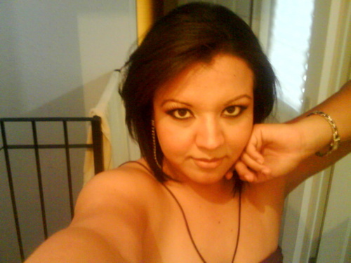 Yadirashado's profile picture. 
