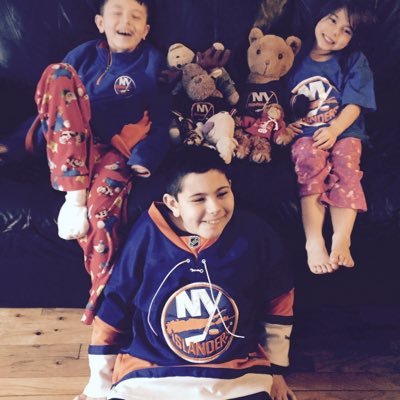 anthonyd1972's profile picture. EXTREME DAD of 3 children, Nfl,Mlb,& Nhl opinionist.Hard rock & Heavy Metal fan & enthusiest.Conservative .Virgo