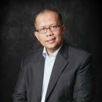 #ExecutiveCoach. More then 25 years Experiences in Various Industries, CEO ANTARA 2007-2012,The Indonesian State News Agency. PhD on Management. Lives in Bogor.