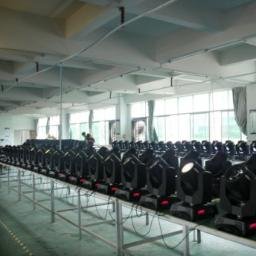 Importador de Iluminacion profesional y pantallas de Led para espectaculos, Disc-jockey y discoteque.