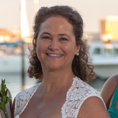 Mother of 4, wife, advocate for equitable healthcare for ALL.