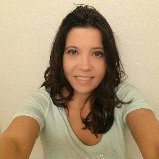 rebecca1973b's profile picture. Born 11/21/1973 daughter 25 , son 18, love ufc, softball , football and I want to jump put of a plane someday.