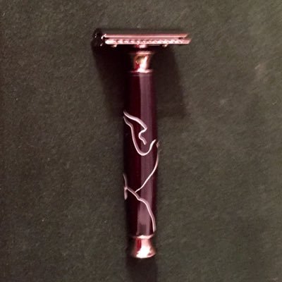 I'm a welder & I make One of a Kind Makeup Brushes, Pens, Razors, Wine Stoppers Etsy Shop: https://t.co/Mtw24qfgYa GusTaorminaofficial@gmail.com