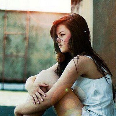 CJsThaughts's profile picture. My name is Cloë Jane, I'm a poet. Some things that I write are worth sharing, so the tweets below are some of the sentences I wrote. You may quote me!