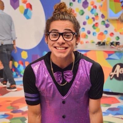 el amor de mi vida te sigue