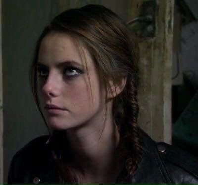 p4r4d1s3d4rk's profile picture. es una enorme bola de popo