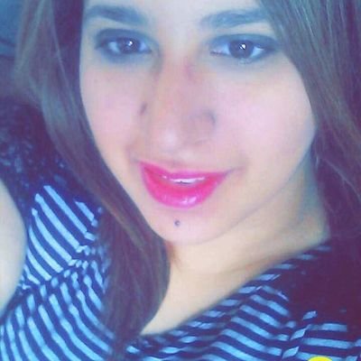 nací el 15 de marzo de 1989, me encanta tener amigos, escuchar, escribir, y Dios en mi vida es MI VIDA, tengo la mejor madre del mundo.