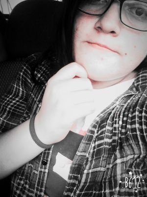 Una loca enamorada de la musica, CD9 JZ, IZ 1D y T-1✌soy de mis castores❤
Soy Coder❤,Teamer❤Zuricata❤Izer ❤y Directioner ❤
#CoderPower #FuerzaTeamer #UMEPS