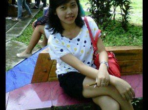 trisdiyani1's profile picture. 