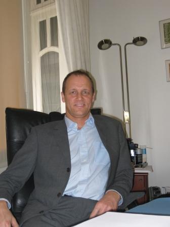 Voor iedereen die op zoek is naar een onafhankelijk en ervaren financieel adviseur. Check onze website: https://t.co/aU8zRoyClY