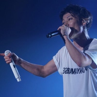 UVERworld etc. TAKUYA∞に憧れてます. 歌うのが好きです. 無言フォローすみません. crewの皆さんと仲良くなりたいです☺︎ 12/21横アリ参戦済み