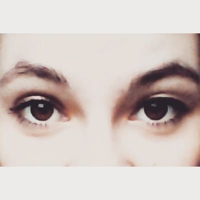 paulinaisalady's profile picture. Carrots rule the world.