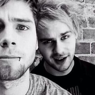 5sosslifee's profile picture. Professional Fangirls!!! We are all about 5SOS and 1D!! Our talents include supporting 2 bands that don't even know we exist(and guitar). ❤️ Katie✌️ Des =] Sam