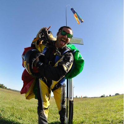 luferfiore's profile picture. OMNIA POSSIBILIA SUNT CREDENTI