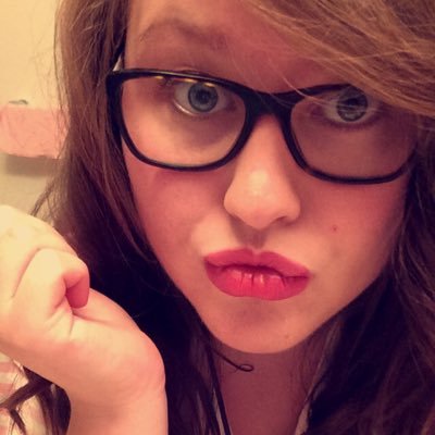 lyss20454's profile picture. So im Alyssa! 21yrs old. BeauitfulDaughter! GooGooDolls☺️ EdSheeran MedicalLife simple lady! FOLLOW ME(: