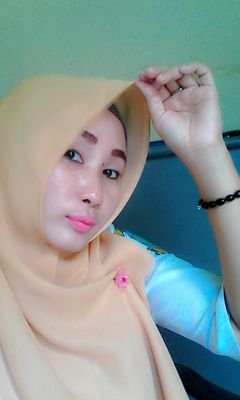 semoga allah sllu melindungi klrgaku (amien)Yra