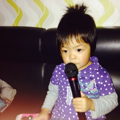 E5lOINEcdrpyqYL's profile picture. 