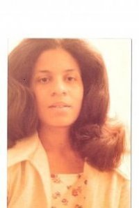 yiLove2Shop's profile picture. I am now an enthusiastic online shopper. Check out my website http://t.co/Tl8QAzqX6Z for FREE toolbar and news about great shopping rewards.