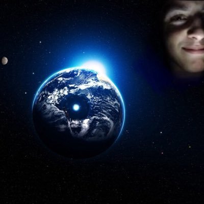 pucksonpool's profile picture. just don't tweet right there!!!!